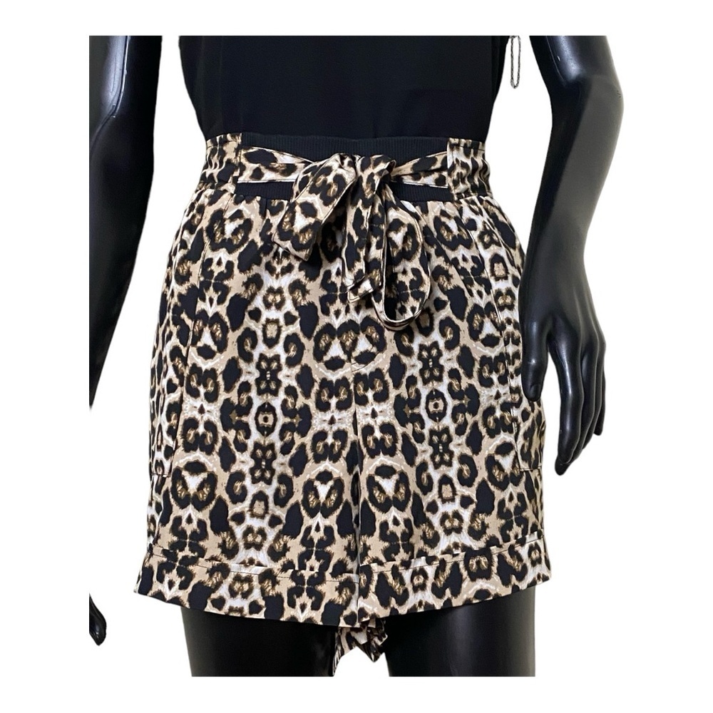 Miss Tina by Tina Knowles Women Black Cream Animal Leopard Print Shorts Sz 18